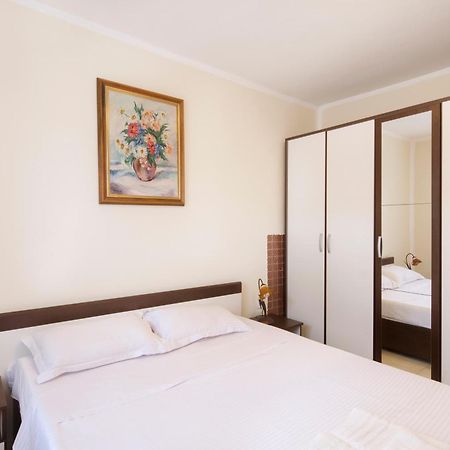Apartments Al Parma Budva Zimmer foto